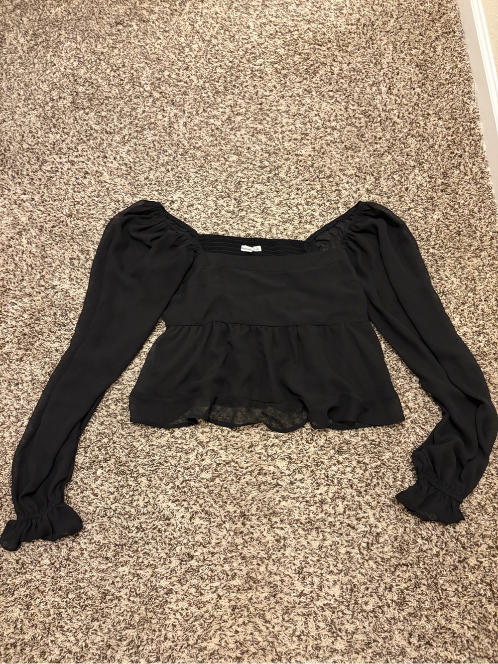 Abercrombie & Fitch Black Long-Sleeve Square-Neck Peplum Crop Top
